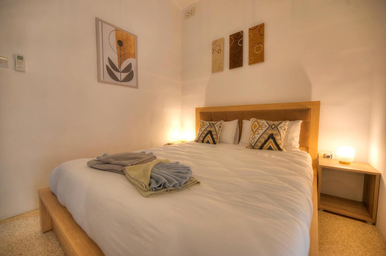 Enormous 3Bedrooms Seafront With Balcony Pdeh1-1 Sliema Exteriér fotografie