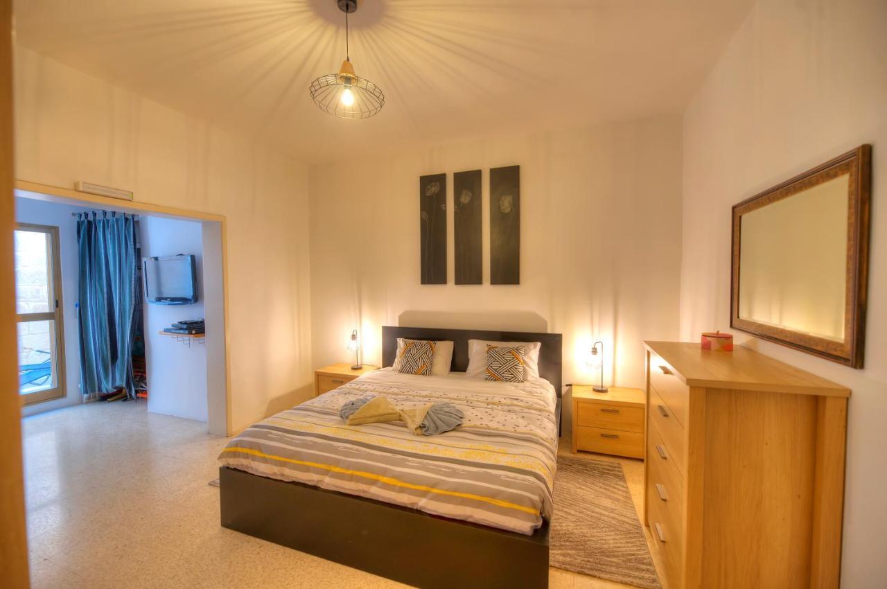 Enormous 3Bedrooms Seafront With Balcony Pdeh1-1 Sliema Exteriér fotografie