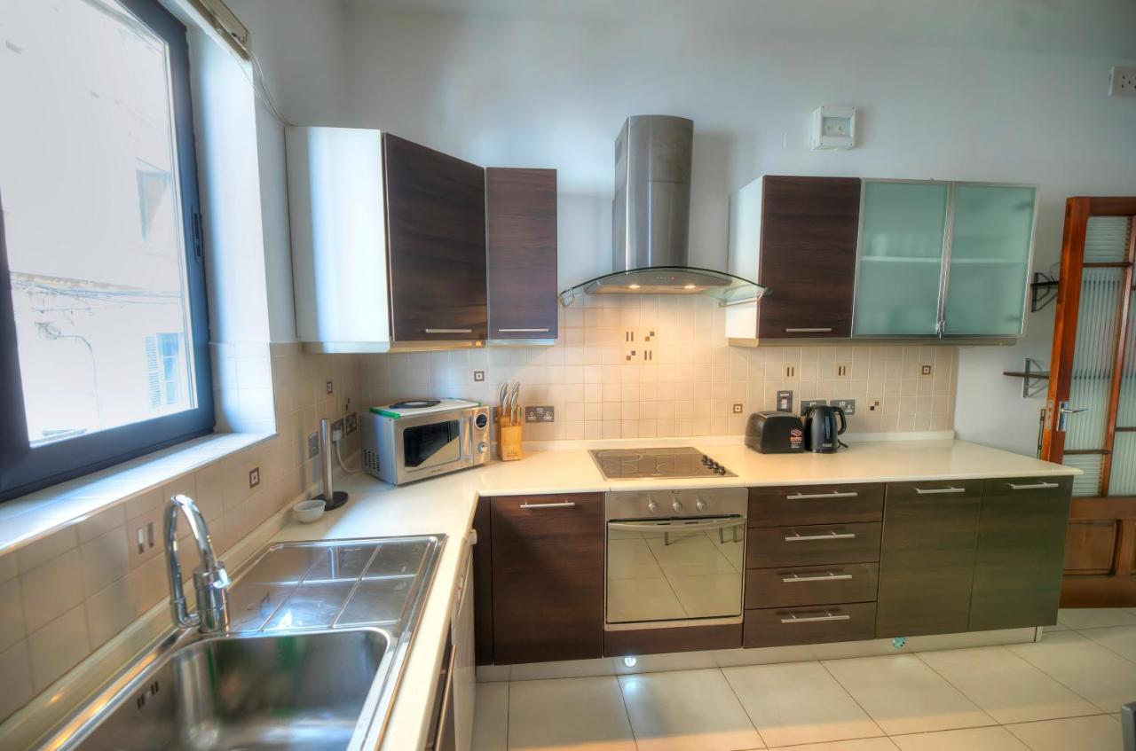 Enormous 3Bedrooms Seafront With Balcony Pdeh1-1 Sliema Exteriér fotografie