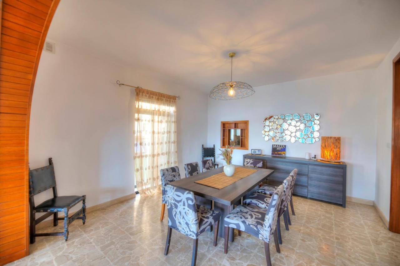Enormous 3Bedrooms Seafront With Balcony Pdeh1-1 Sliema Exteriér fotografie