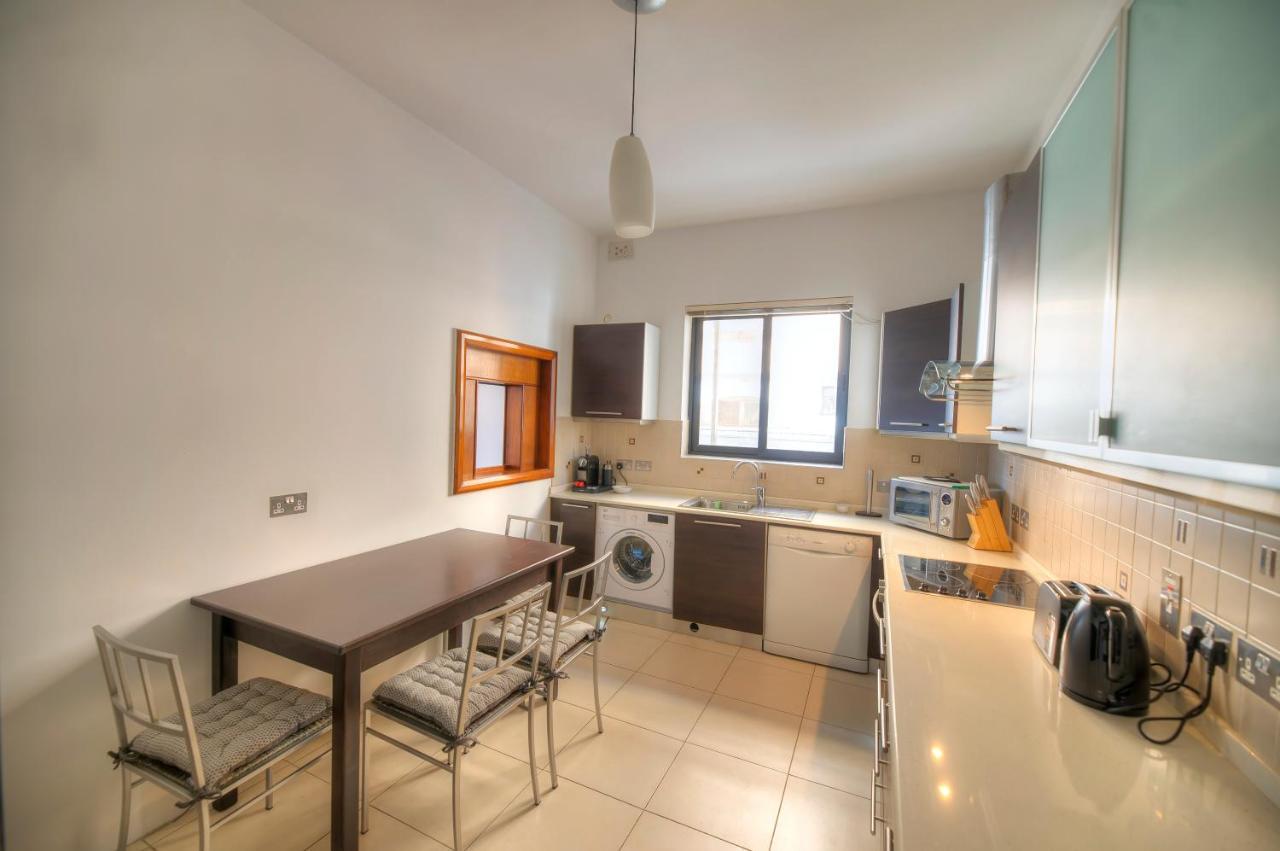 Enormous 3Bedrooms Seafront With Balcony Pdeh1-1 Sliema Exteriér fotografie